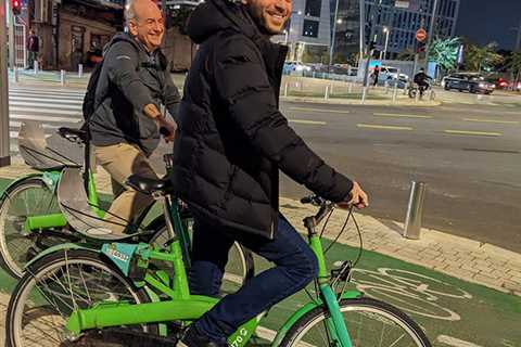 John Mueller & Daniel Waisberg Biking Near Google Tel Aviv