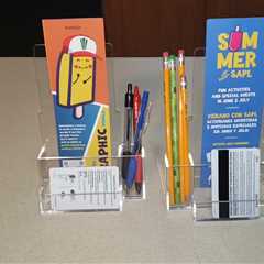 STURDY? Kingtop Acrylic Brochure Holder Review Unboxing – Kingtop Pamphlet Display Stand & Pen Slot